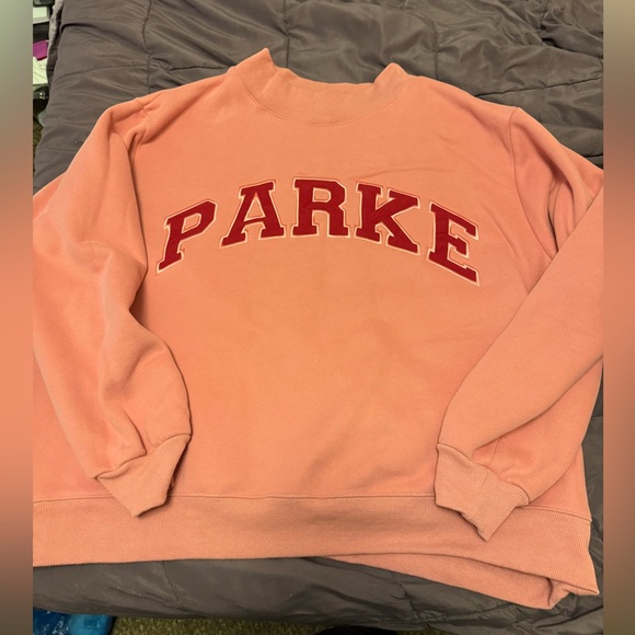 Parke Valentine’s 2025
XXL - Picture 2 of 3